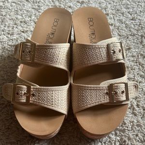Adorable wedges!